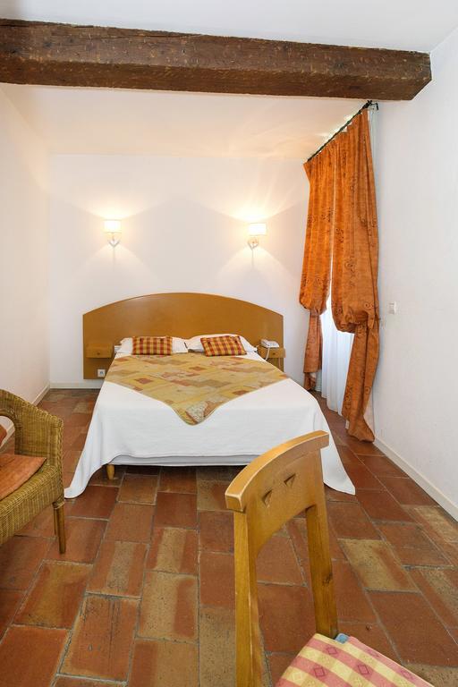 Logis Hotels - Hotel Restaurant Du Midi ريفيل المظهر الخارجي الصورة