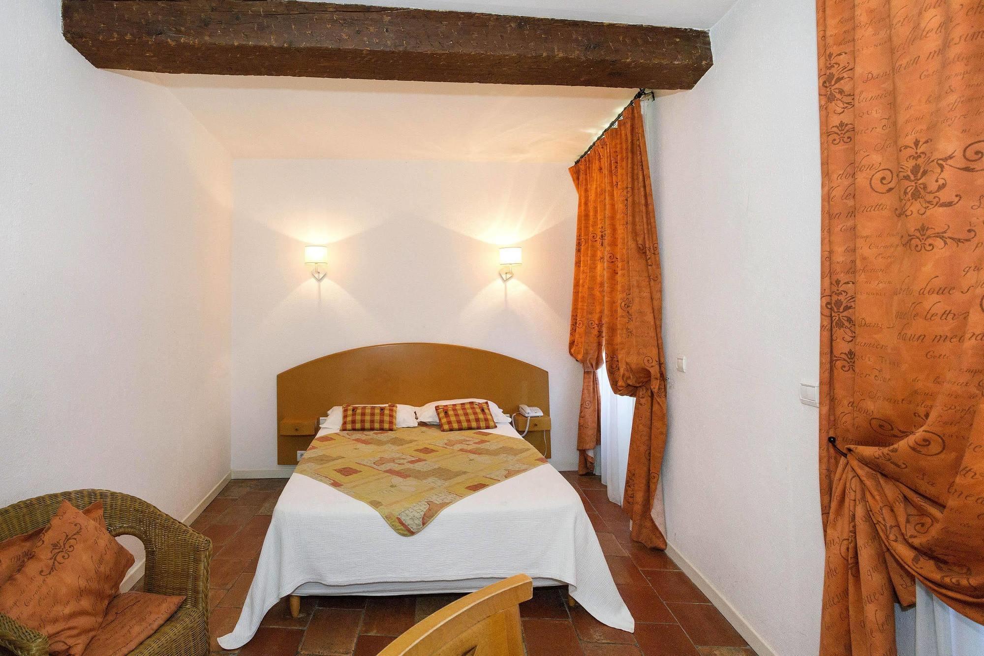 Logis Hotels - Hotel Restaurant Du Midi ريفيل المظهر الخارجي الصورة