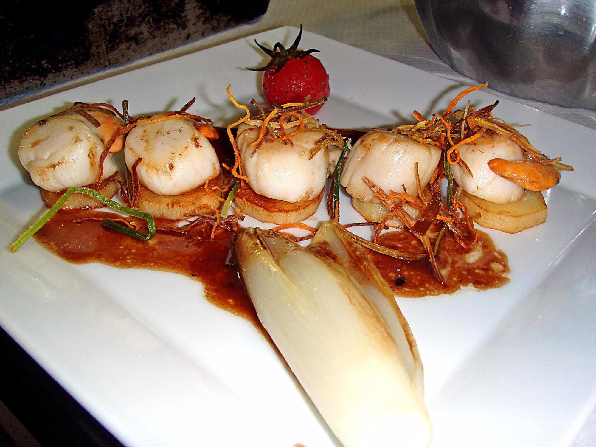 Logis Hotels - Hotel Restaurant Du Midi ريفيل المظهر الخارجي الصورة